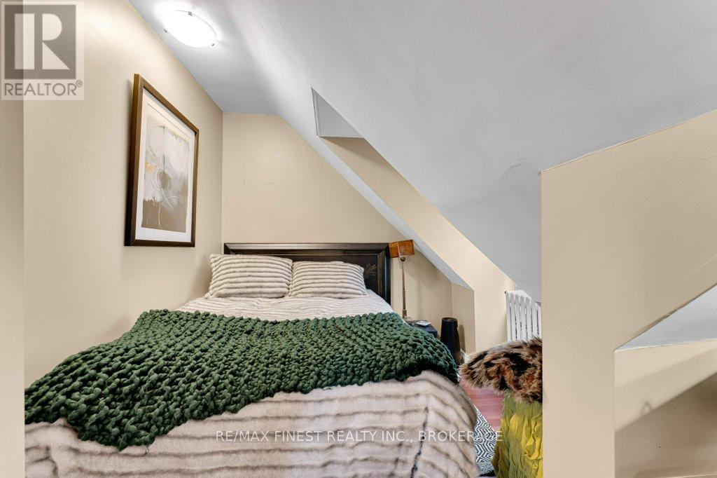 251 Barrie Street, Kingston, Ontario  K7L 3K8 - Photo 43 - X12914616