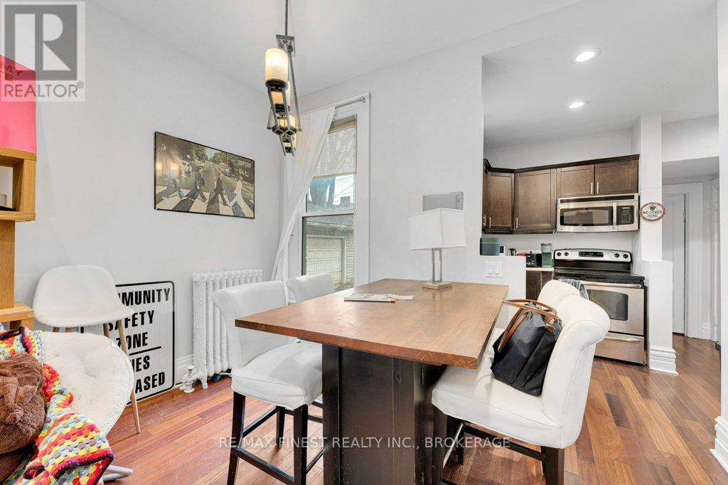 251 Barrie Street, Kingston, Ontario  K7L 3K8 - Photo 6 - X12914616