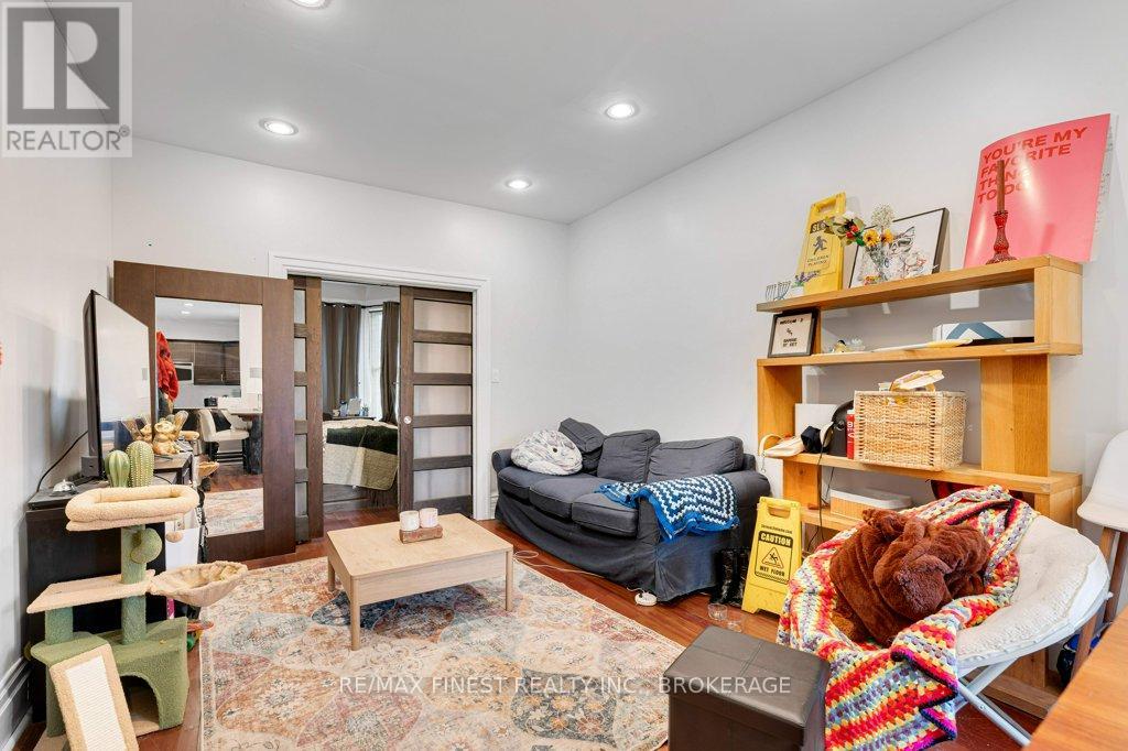 251 Barrie Street, Kingston, Ontario  K7L 3K8 - Photo 7 - X12914616