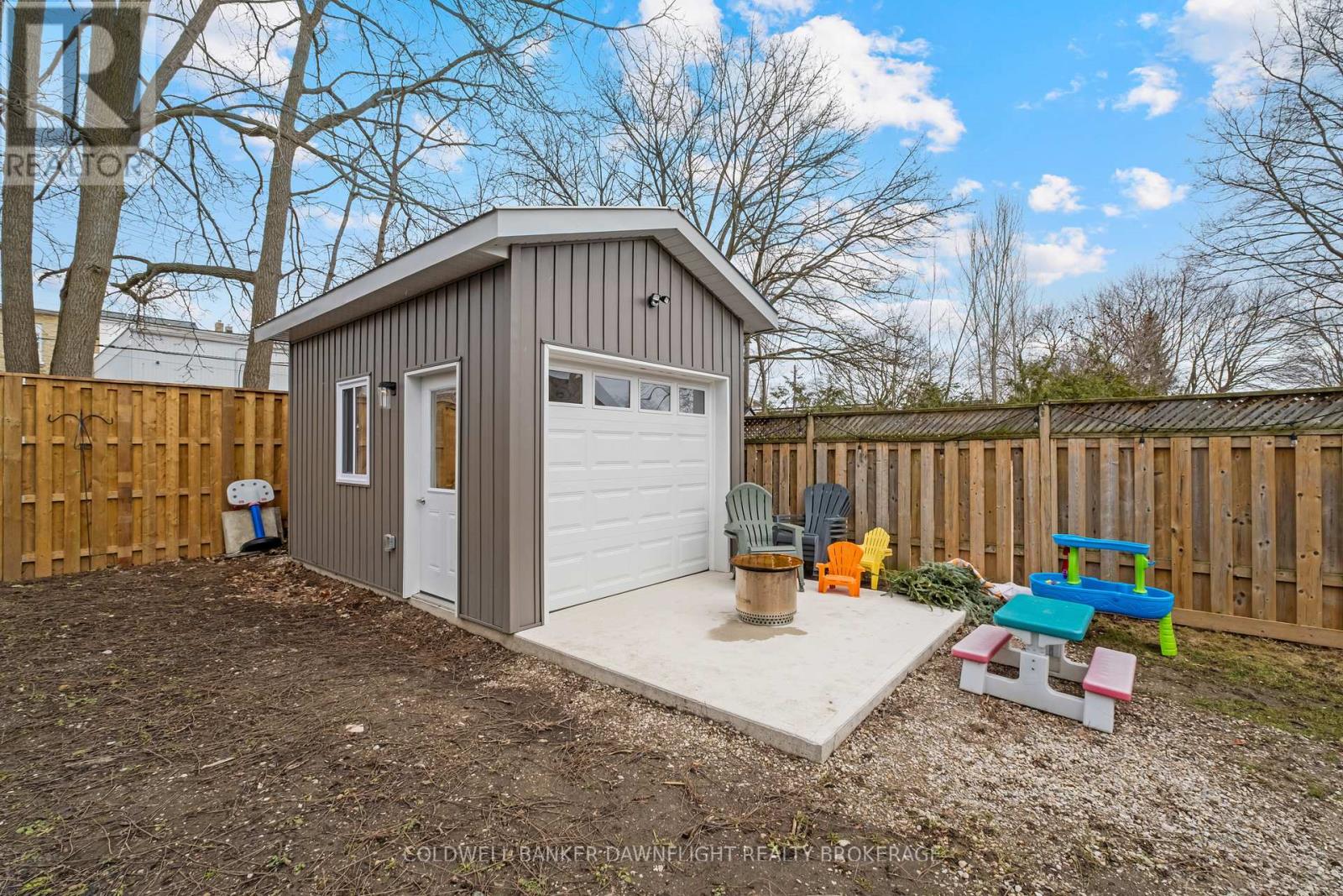 408 William Street, South Huron, Ontario  N0M 1S3 - Photo 26 - X12914584