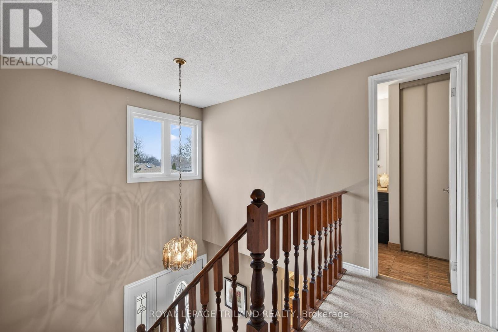 188 Clara Crescent, London South, Ontario  N6E 3H2 - Photo 21 - X12914630