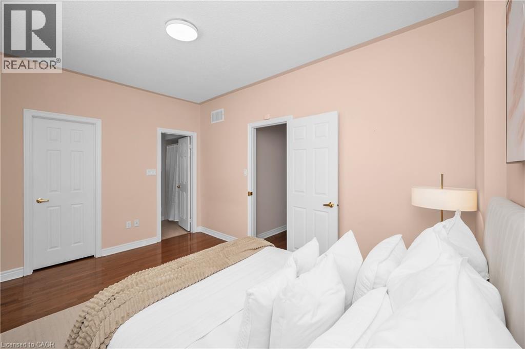 2546 Nichols Drive, Oakville, Ontario  L6H 7L3 - Photo 13 - 40814426