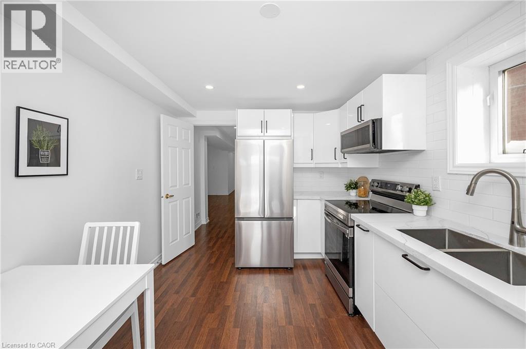 2546 Nichols Drive, Oakville, Ontario  L6H 7L3 - Photo 27 - 40814426