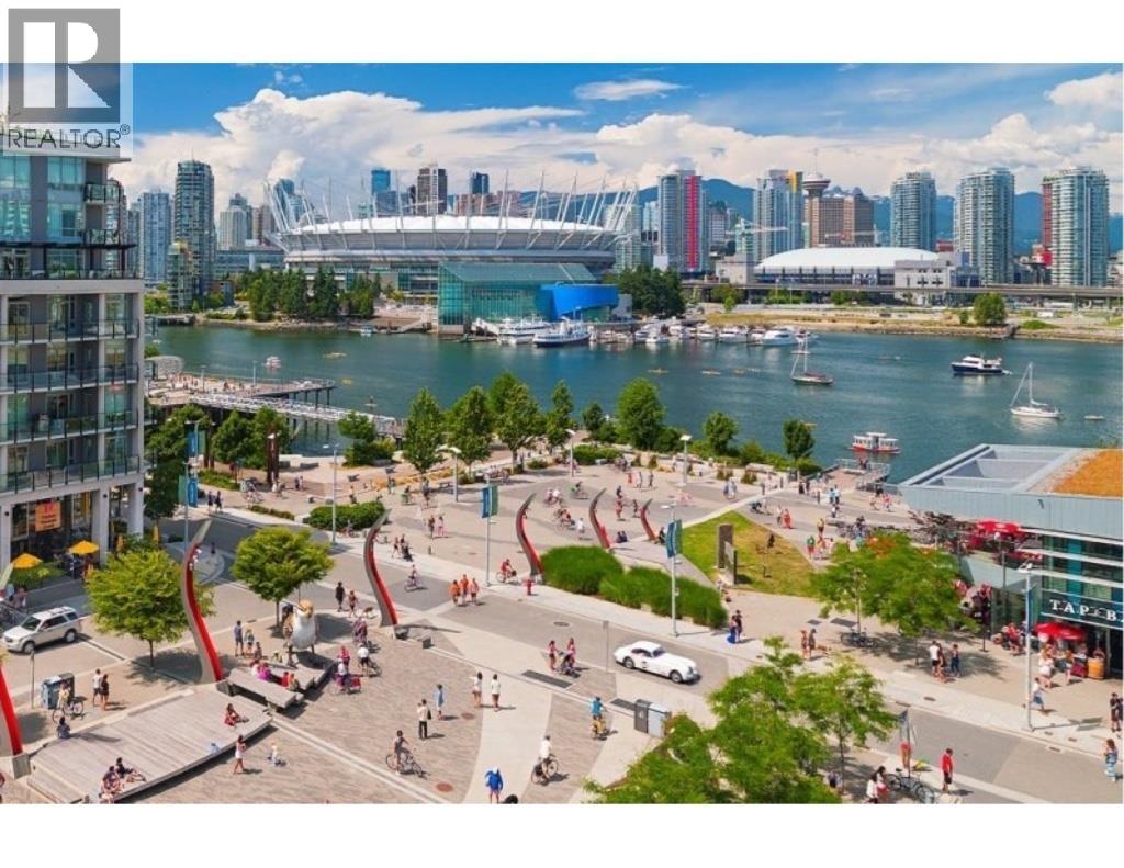 102 128 ATHLETES WAY, Vancouver, British Columbia