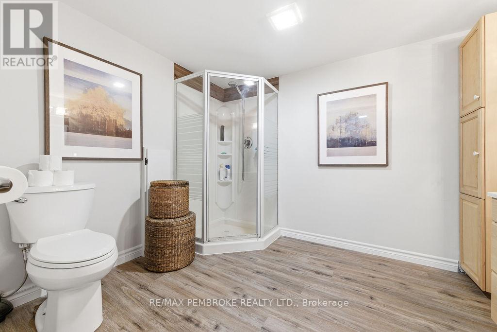 277 Dickson Street, Pembroke, Ontario  K8A 2X4 - Photo 35 - X12914878