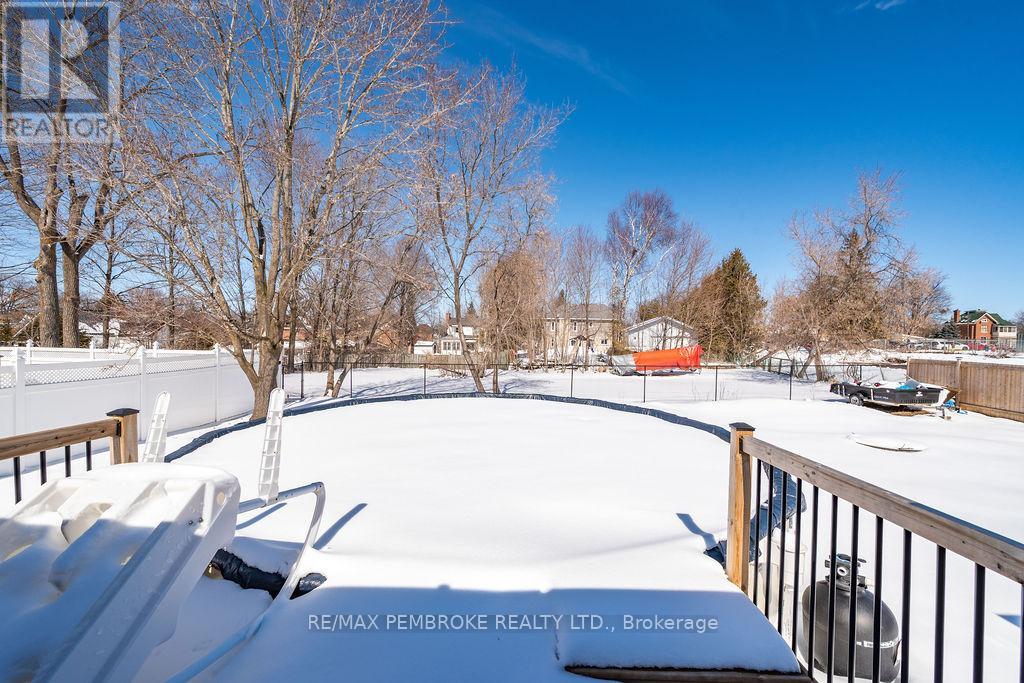 277 Dickson Street, Pembroke, Ontario  K8A 2X4 - Photo 41 - X12914878