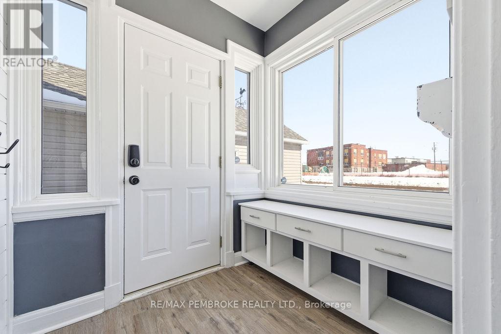 277 Dickson Street, Pembroke, Ontario  K8A 2X4 - Photo 6 - X12914878