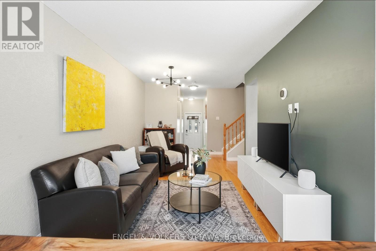 158 Woodpark Way, Ottawa, Ontario  K2J 4C8 - Photo 5 - X12914598