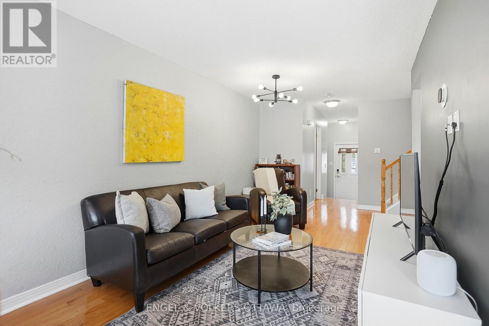 158 Woodpark Way, Ottawa, Ontario  K2J 4C8 - Photo 6 - X12914598