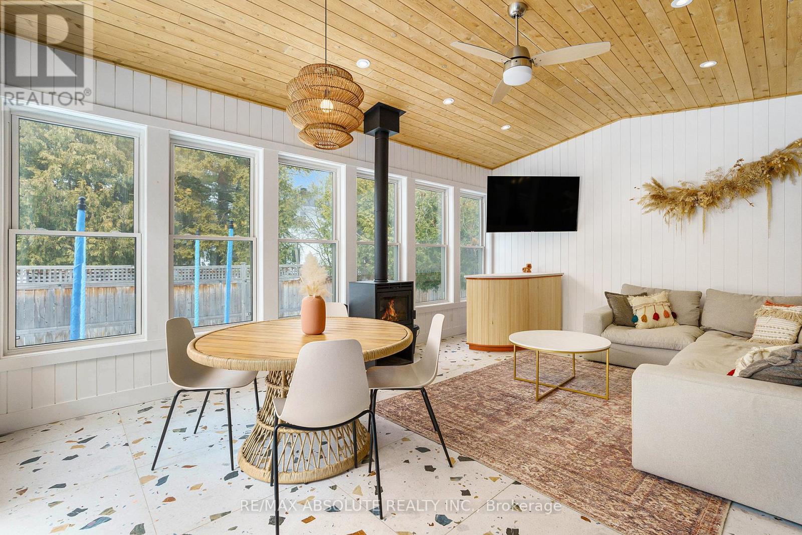 35 St Claire Avenue, Ottawa, Ontario  K2G 2A1 - Photo 15 - X12914644