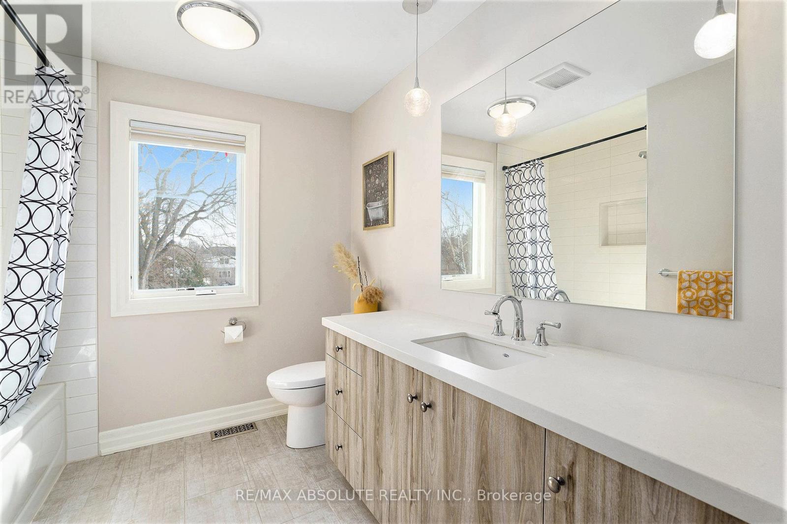 35 St Claire Avenue, Ottawa, Ontario  K2G 2A1 - Photo 22 - X12914644