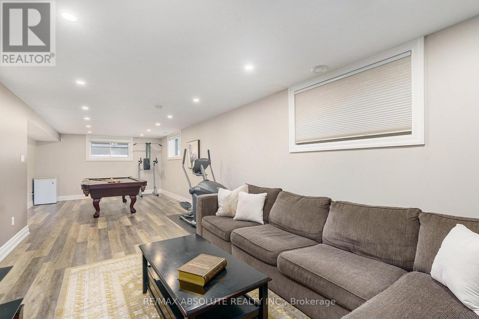 35 St Claire Avenue, Ottawa, Ontario  K2G 2A1 - Photo 26 - X12914644