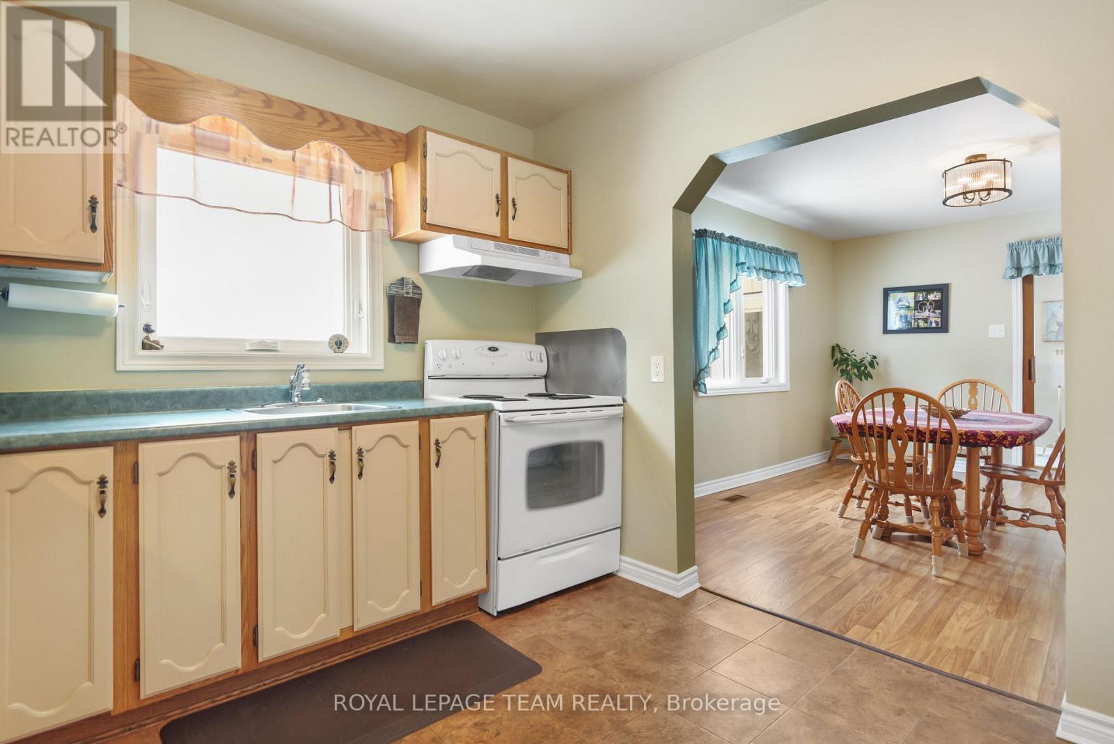 2695 Dunrobin Road, Ottawa, Ontario  K0A 1T0 - Photo 12 - X12914662