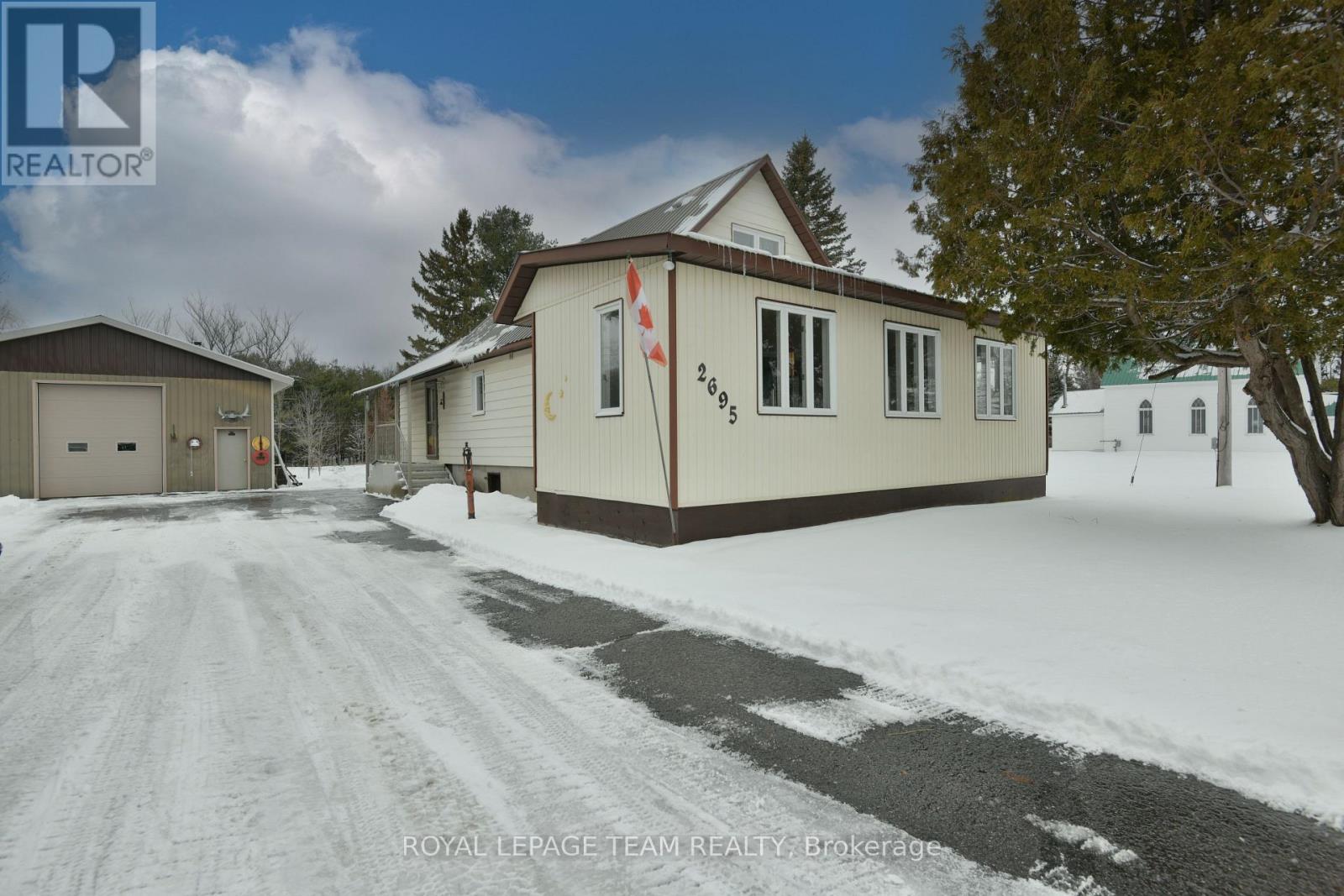 2695 Dunrobin Road, Ottawa, Ontario  K0A 1T0 - Photo 4 - X12914662