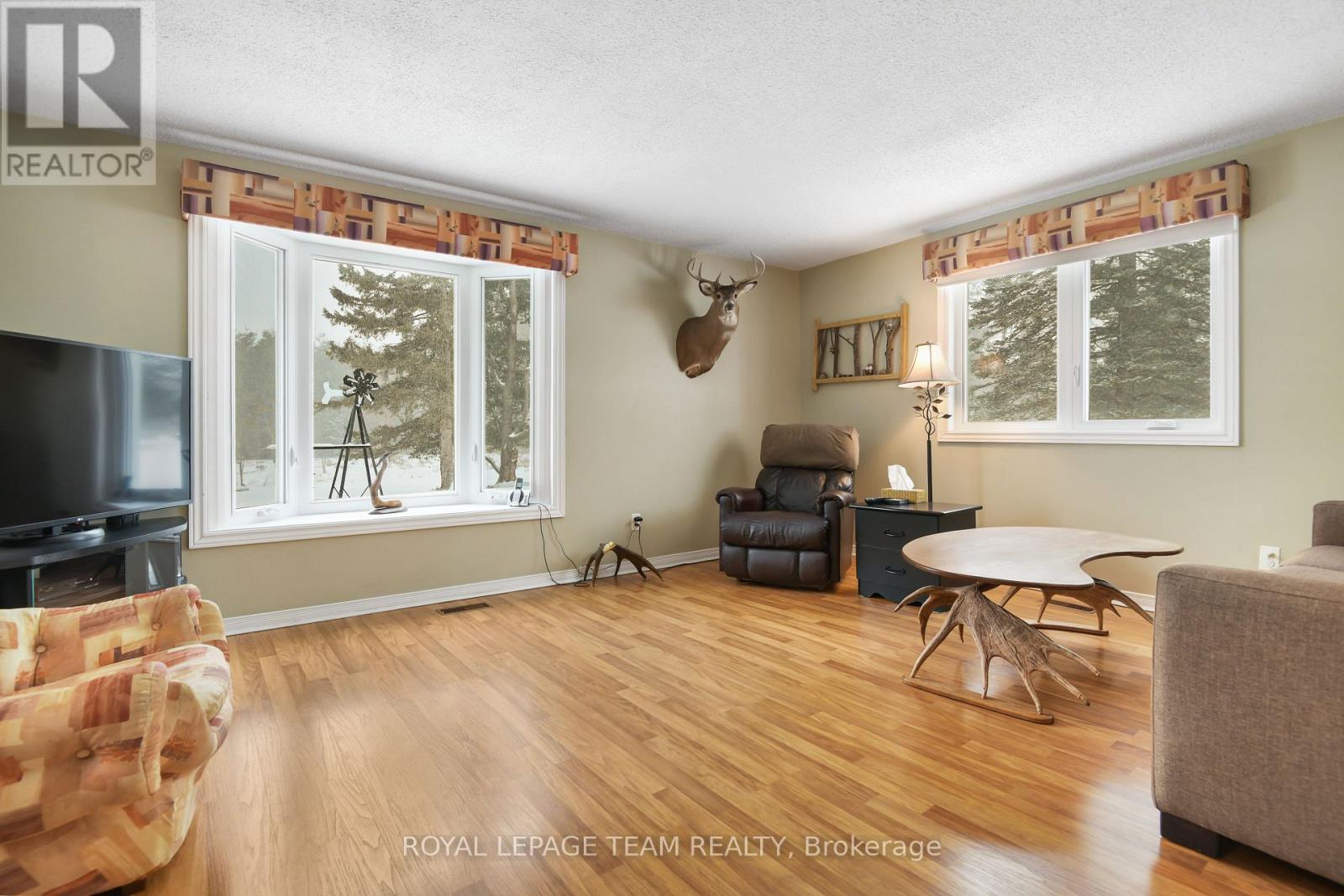 2695 Dunrobin Road, Ottawa, Ontario  K0A 1T0 - Photo 8 - X12914662