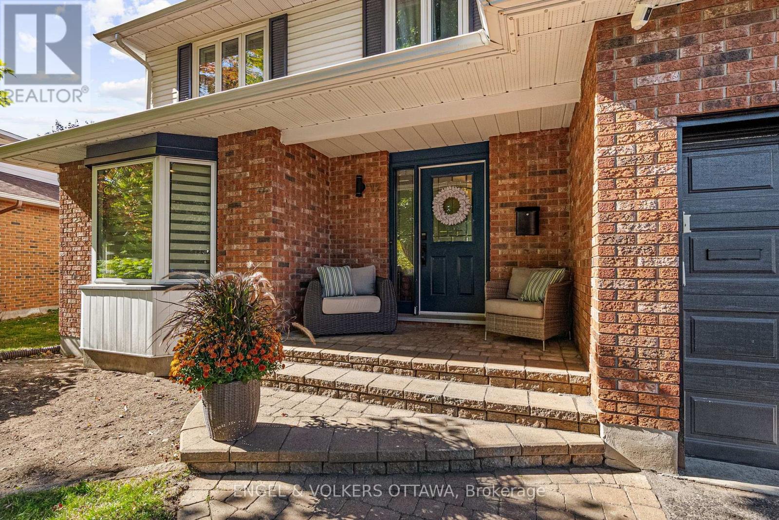 12 Mancil Drive, Ottawa, Ontario  K2J 2J5 - Photo 2 - X12914790