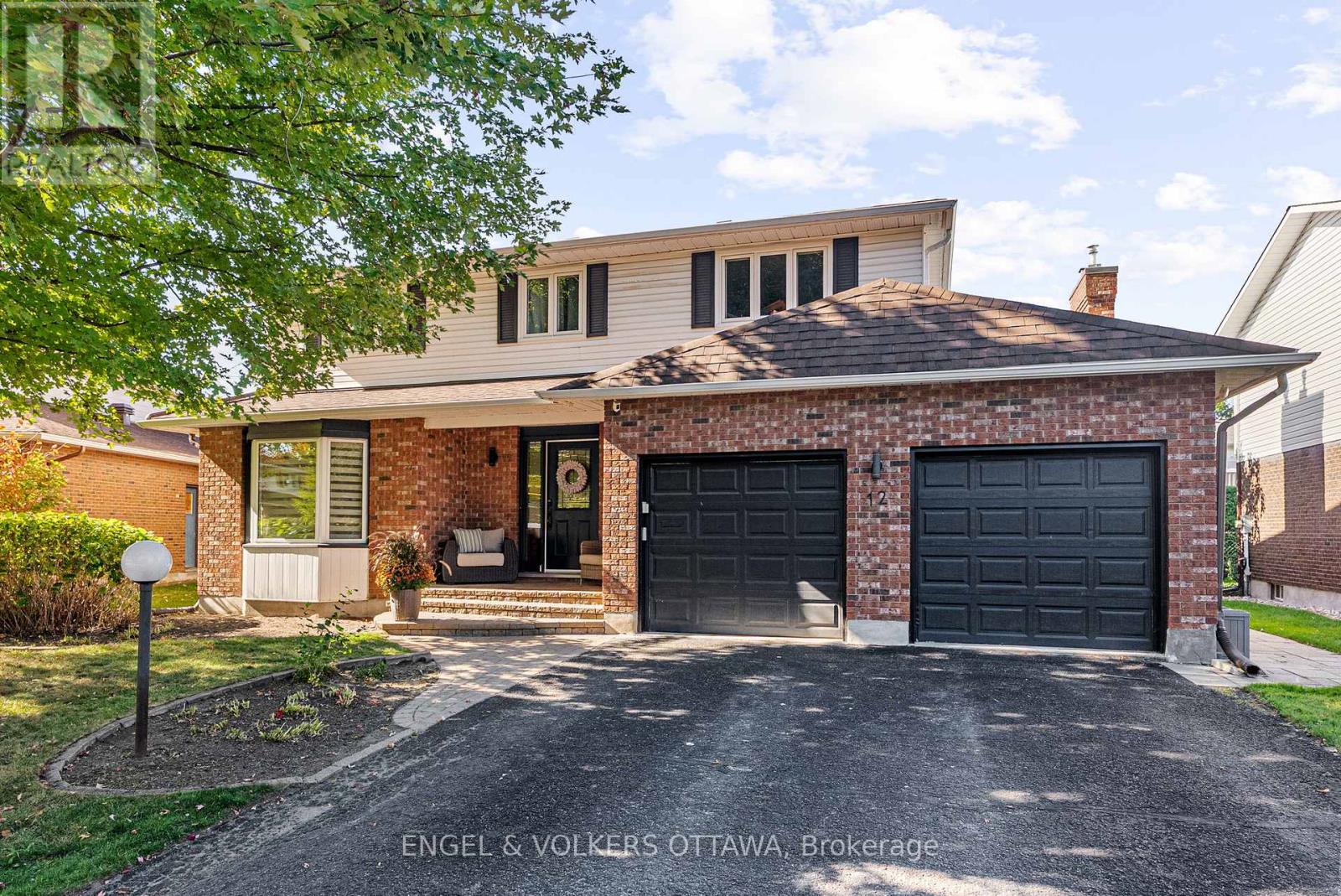 12 Mancil Drive, Ottawa, Ontario  K2J 2J5 - Photo 3 - X12914790