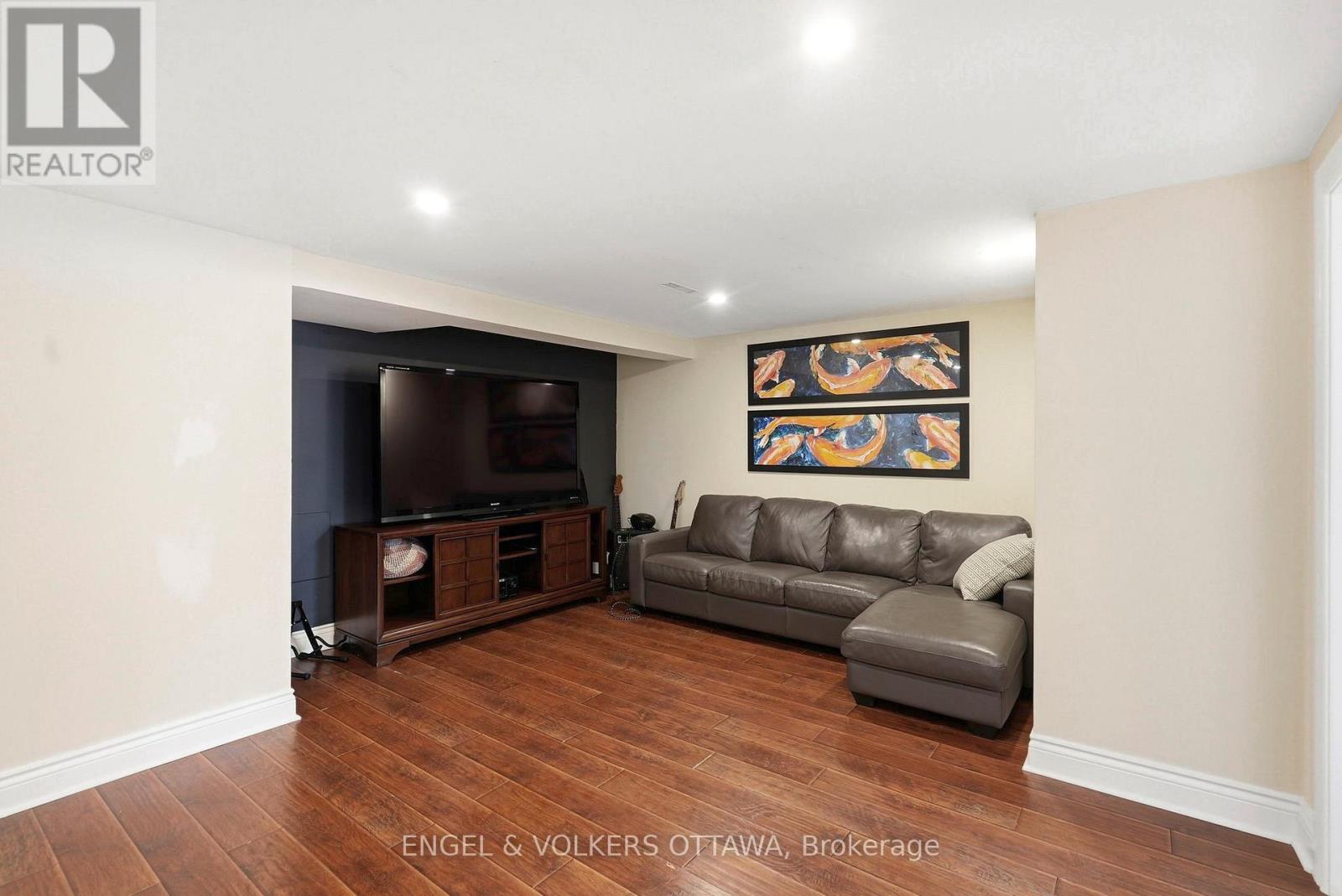 12 Mancil Drive, Ottawa, Ontario  K2J 2J5 - Photo 36 - X12914790