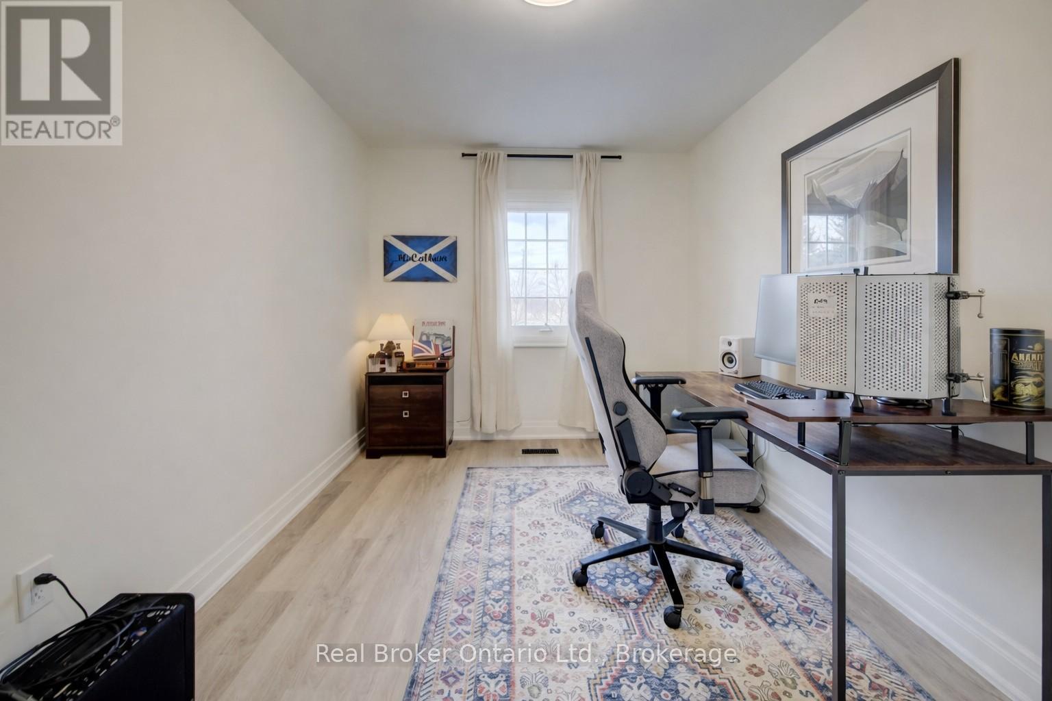 22 - 2022 Atkinson Drive, Burlington, Ontario  L7M 4H6 - Photo 27 - W12914786