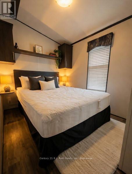 712 Poplar Crescent, Bracebridge, Ontario  P1L 1W9 - Photo 5 - X12913994