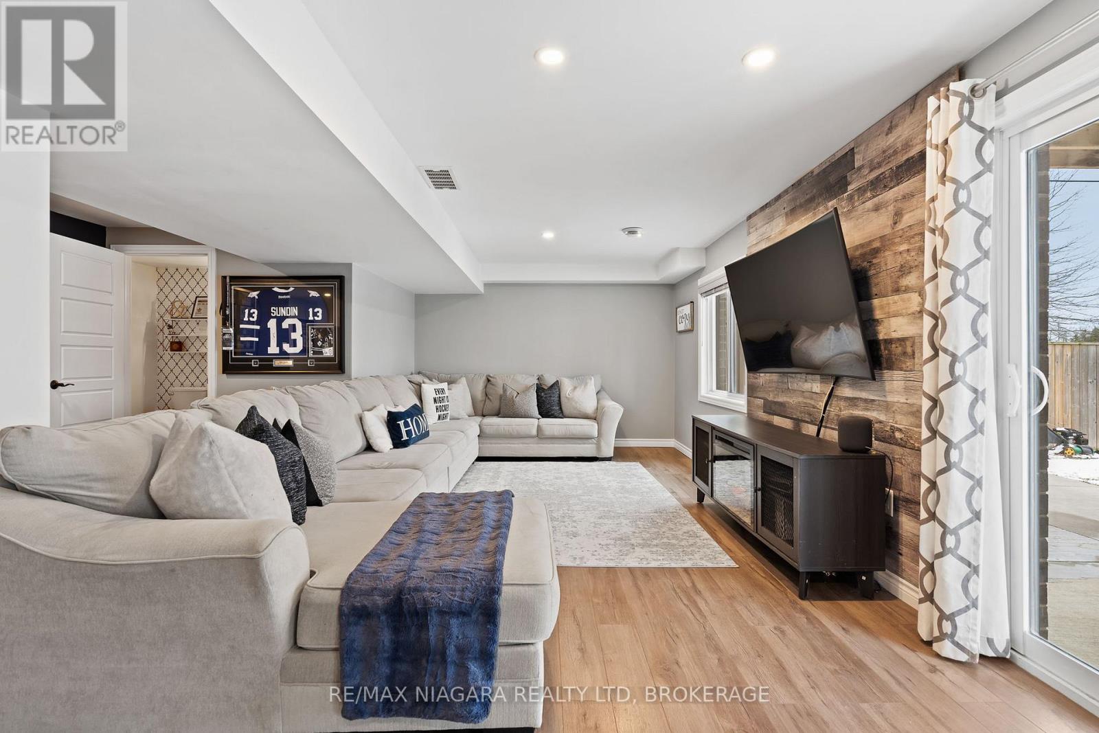 5703 Osprey Avenue, Niagara Falls, Ontario  L2H 0M2 - Photo 31 - X12914738