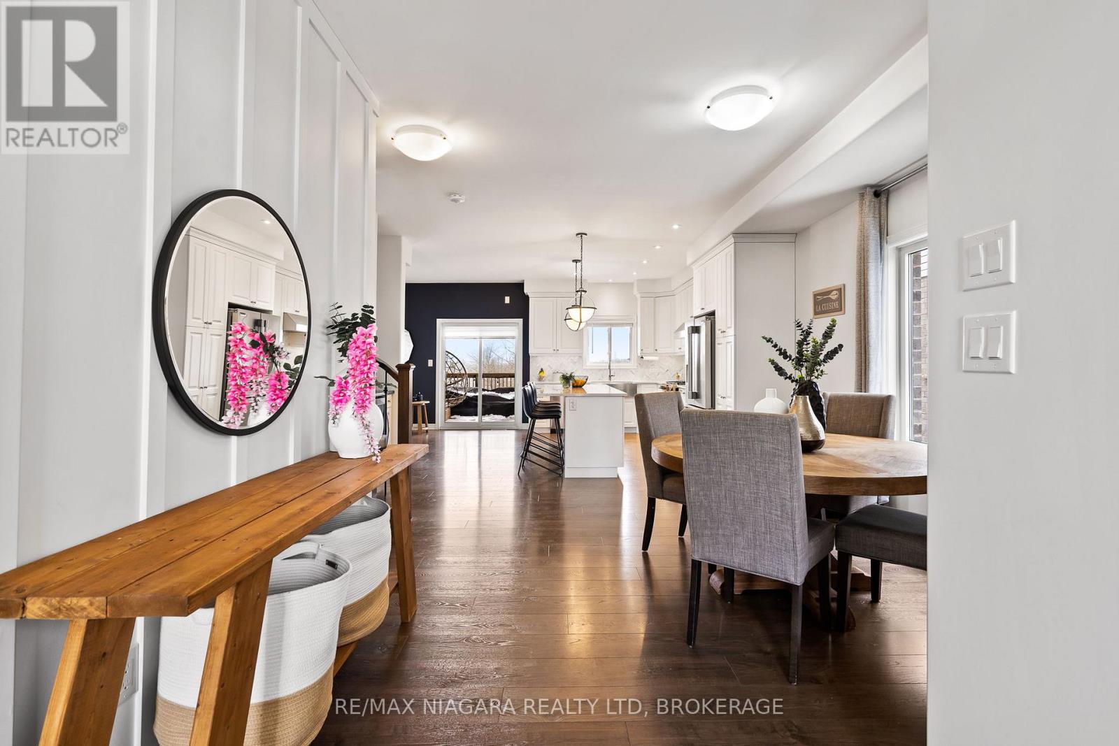 5703 Osprey Avenue, Niagara Falls, Ontario  L2H 0M2 - Photo 4 - X12914738