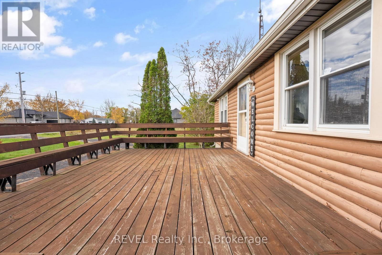 801 South Coast Drive, Haldimand, Ontario  N0A 1L0 - Photo 23 - X12914746