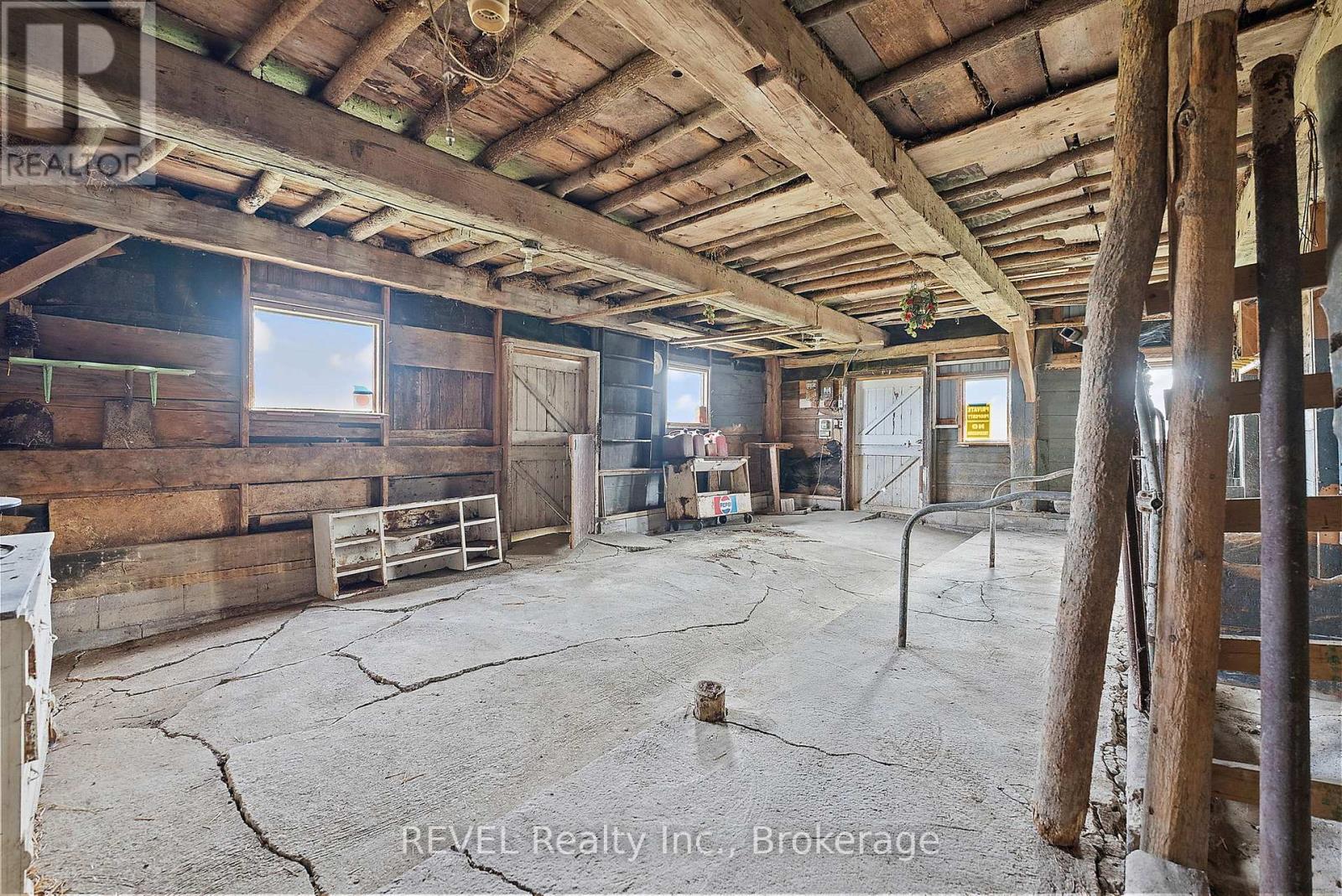 801 South Coast Drive, Haldimand, Ontario  N0A 1L0 - Photo 29 - X12914746