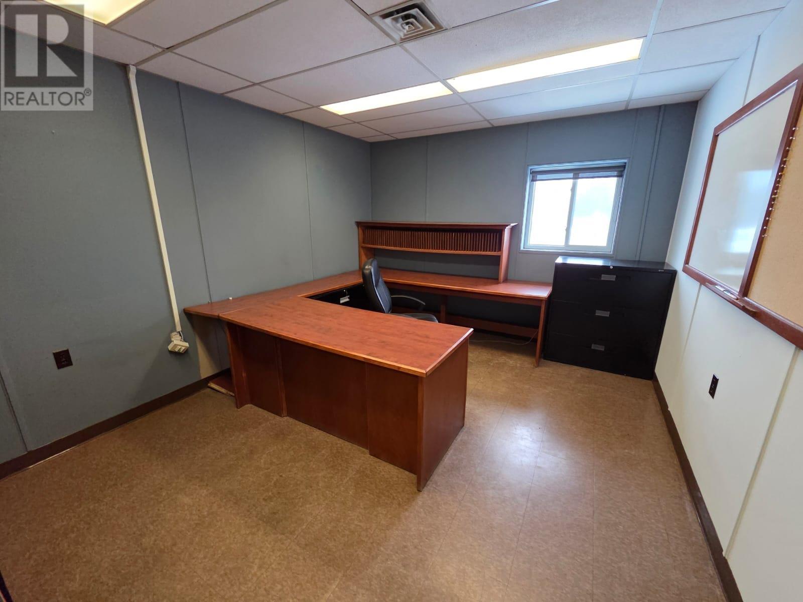 905 Commerce St S, Thunder Bay, Ontario  P7E 6E8 - Photo 25 - TB2600518