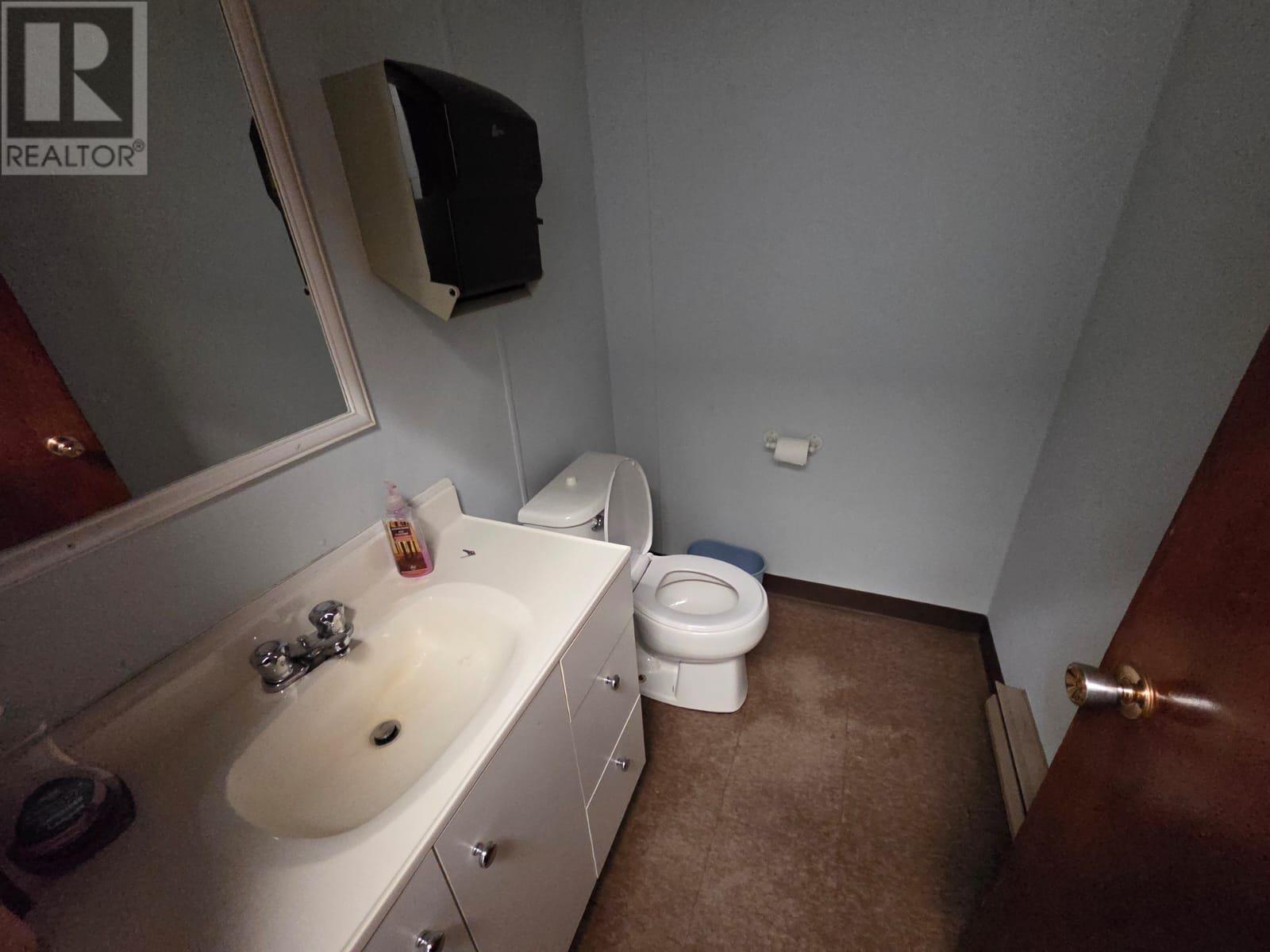 905 Commerce St S, Thunder Bay, Ontario  P7E 6E8 - Photo 30 - TB2600518