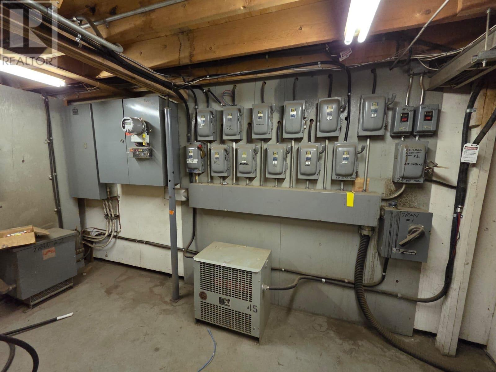 905 Commerce St S, Thunder Bay, Ontario  P7E 6E8 - Photo 33 - TB2600518