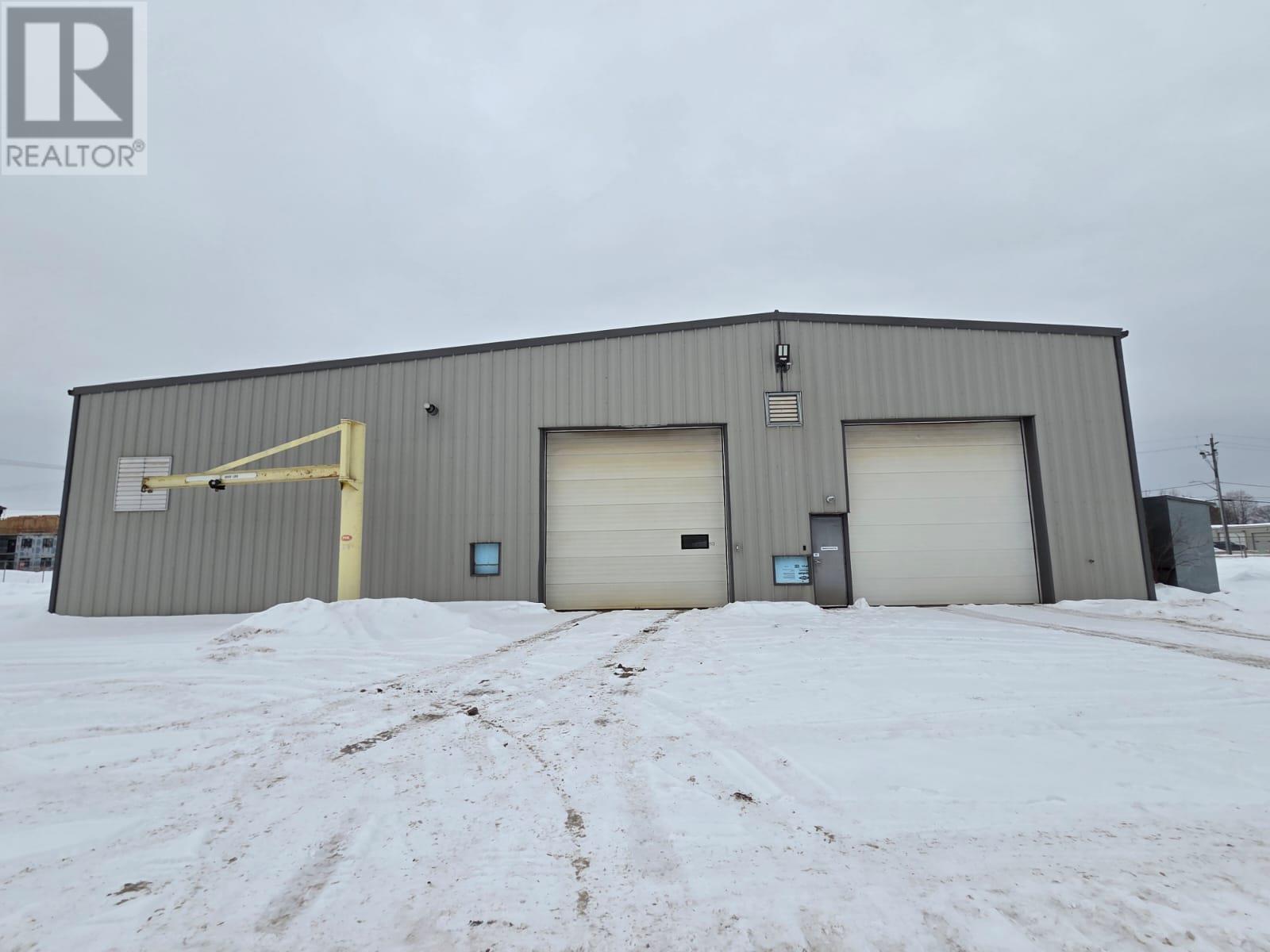 905 Commerce St S, Thunder Bay, Ontario  P7E 6E8 - Photo 35 - TB2600518