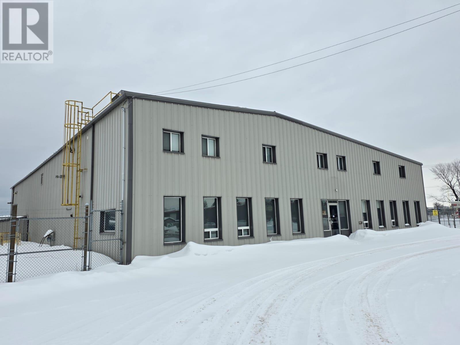 905 Commerce St S, Thunder Bay, Ontario  P7E 6E8 - Photo 36 - TB2600518