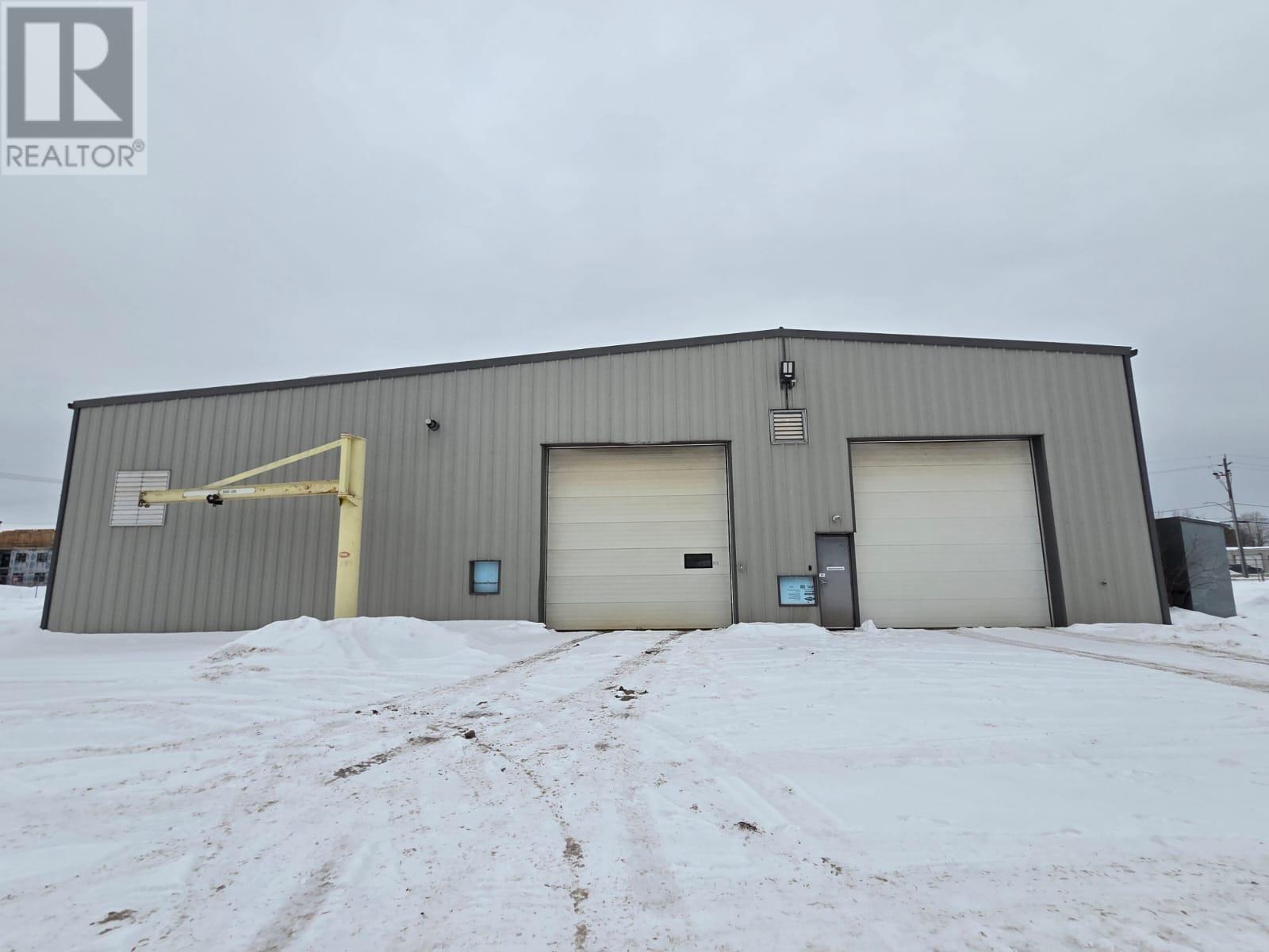 905 Commerce St S, Thunder Bay, Ontario  P7E 6E8 - Photo 6 - TB2600518