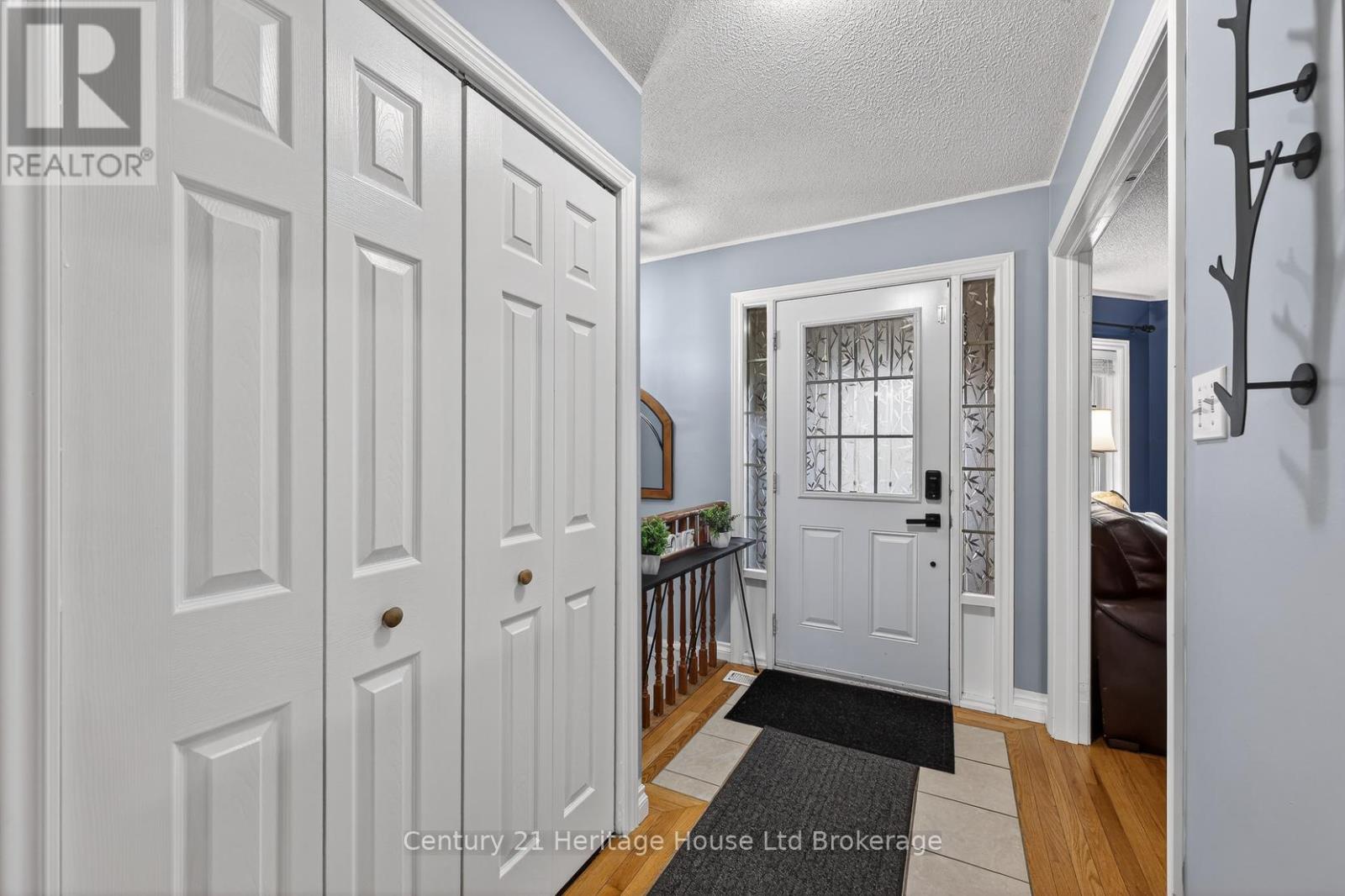 129 Anderson Street, Woodstock, Ontario  N4S 8Z6 - Photo 4 - X12914808