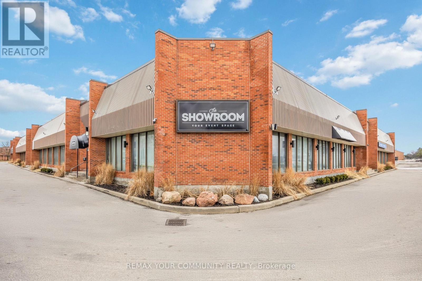 25 Planchet Road, Vaughan, Ontario  L4K 2C5 - Photo 1 - N12903406