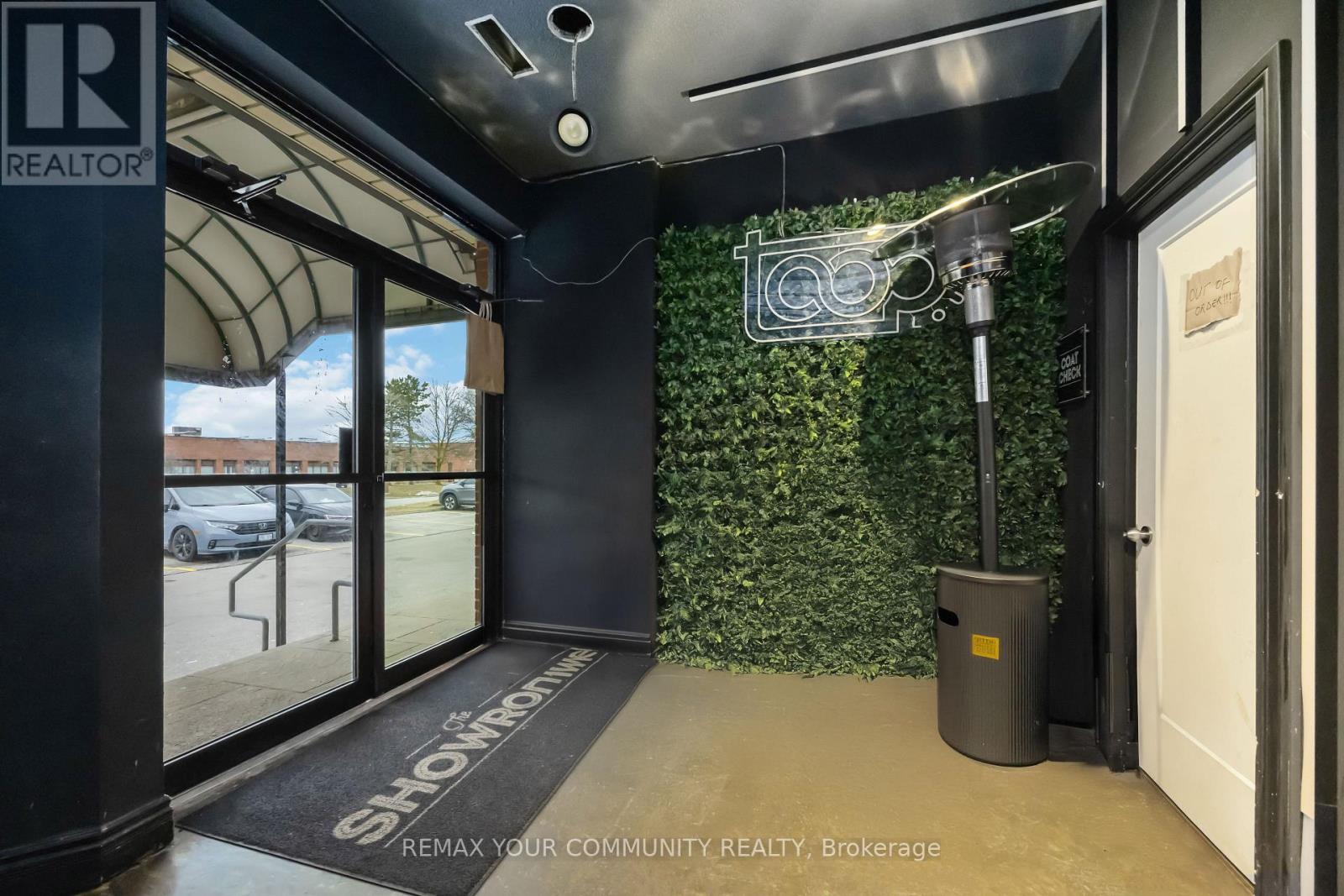 25 Planchet Road, Vaughan, Ontario  L4K 2C5 - Photo 3 - N12903406