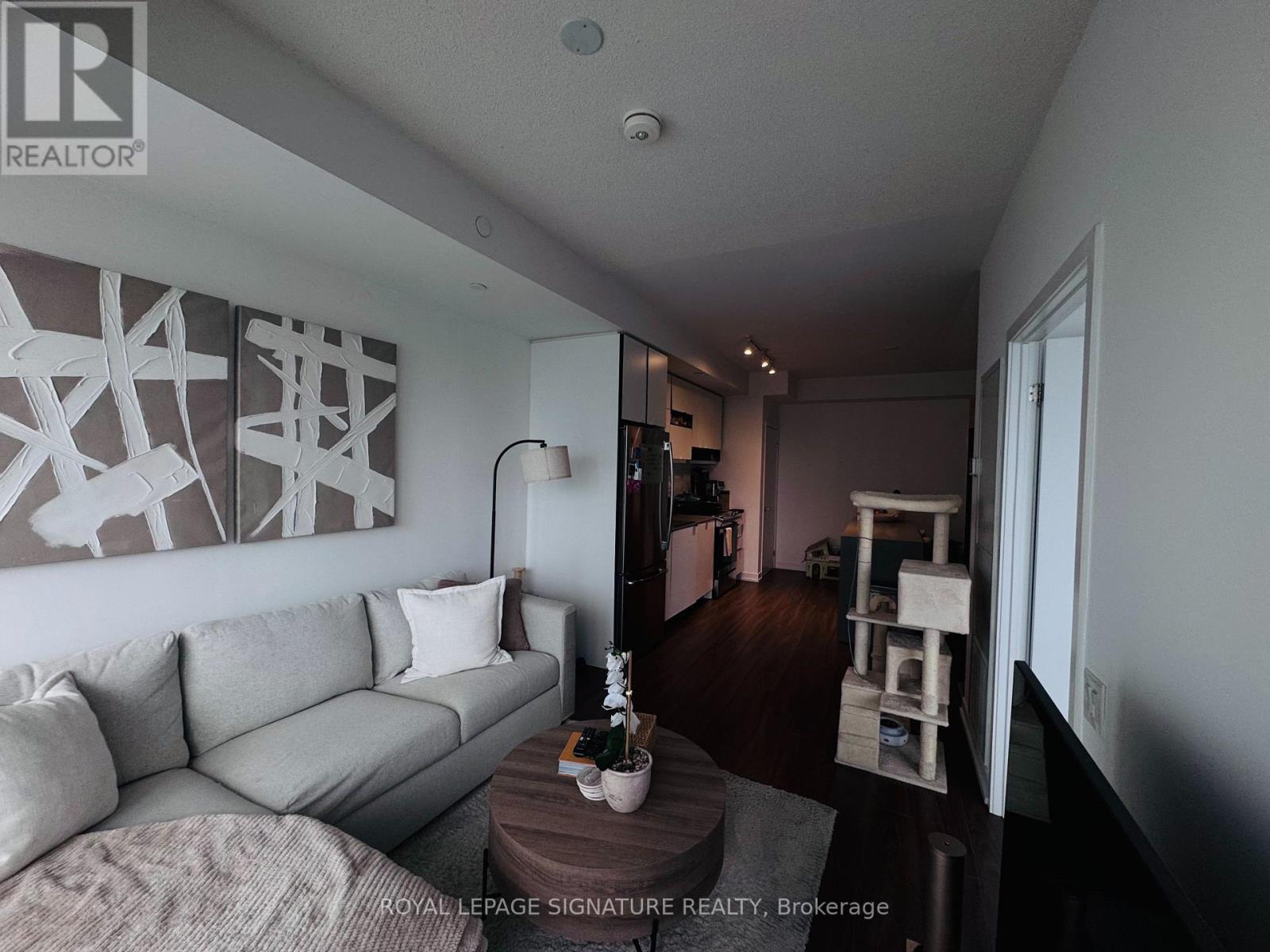 3702 - 4065 Confederation Parkway, Mississauga, Ontario  L5B 0L4 - Photo 7 - W12914274