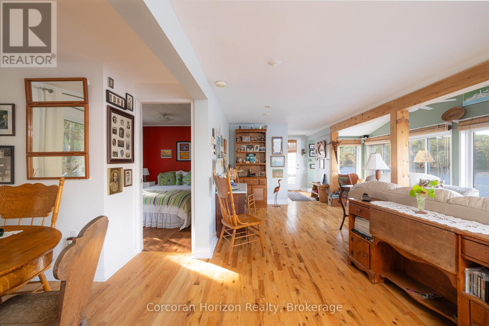 566 Hungry Bay Road W, Georgian Bay, Ontario  L0K 1S0 - Photo 19 - X12914632