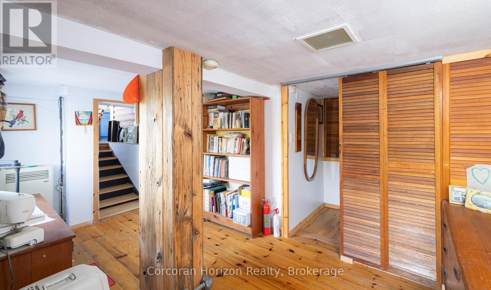 566 Hungry Bay Road W, Georgian Bay, Ontario  L0K 1S0 - Photo 26 - X12914632