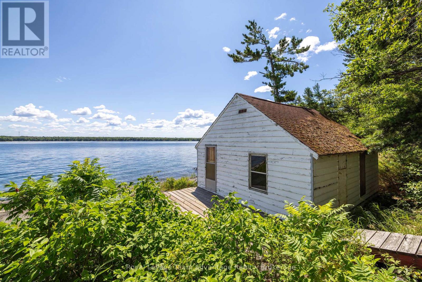 3 57c Island, Carling, Ontario  P0G 1G0 - Photo 5 - X12914800