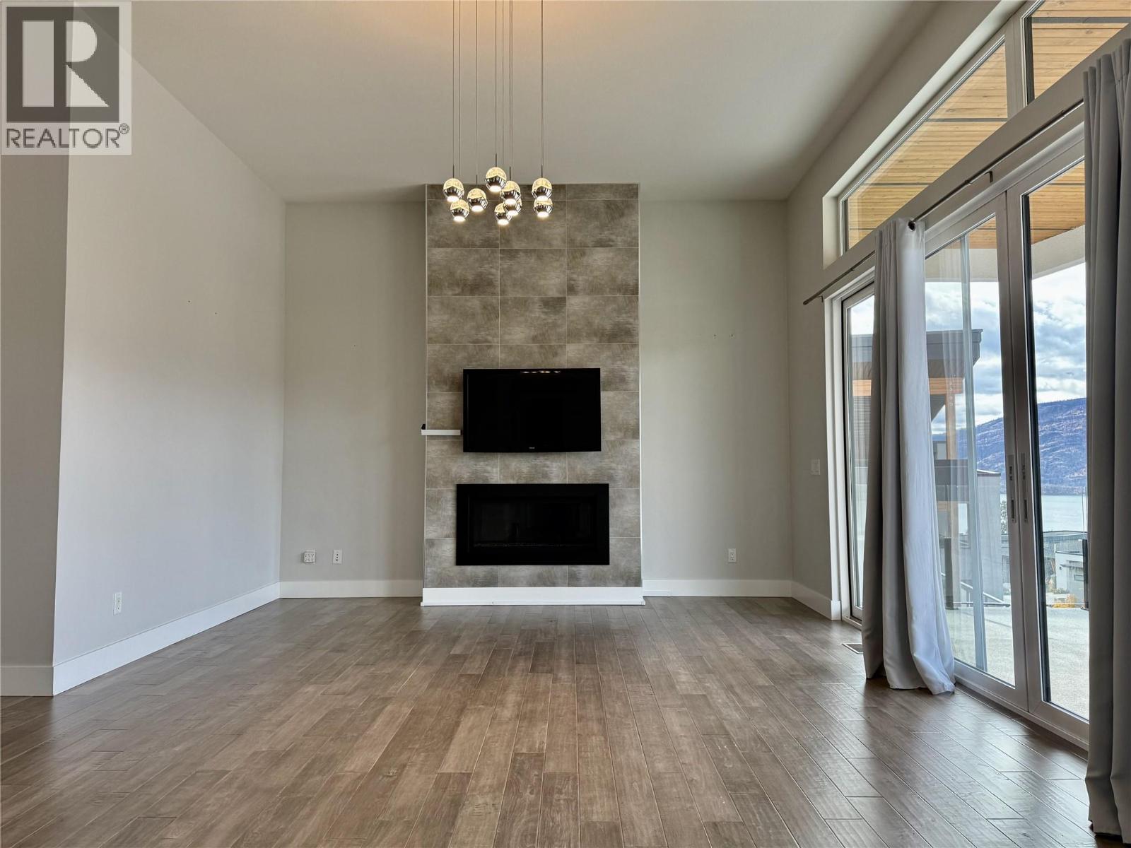 3567 Mckinley Beach Drive, Kelowna, British Columbia  V1V 3G2 - Photo 8 - 10366664