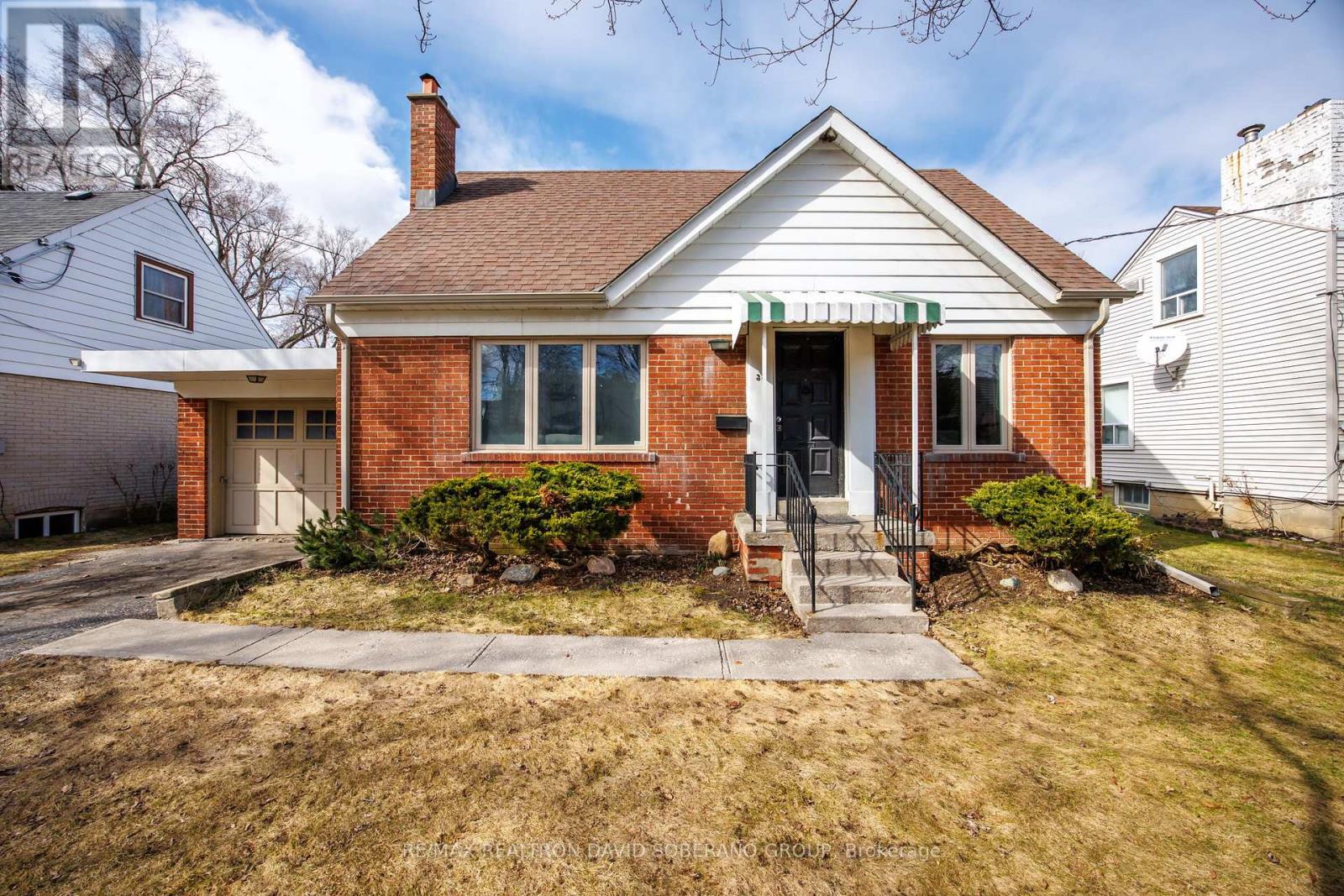 38 Touraine Avenue, Toronto, Ontario  M3H 1R2 - Photo 1 - C12914570