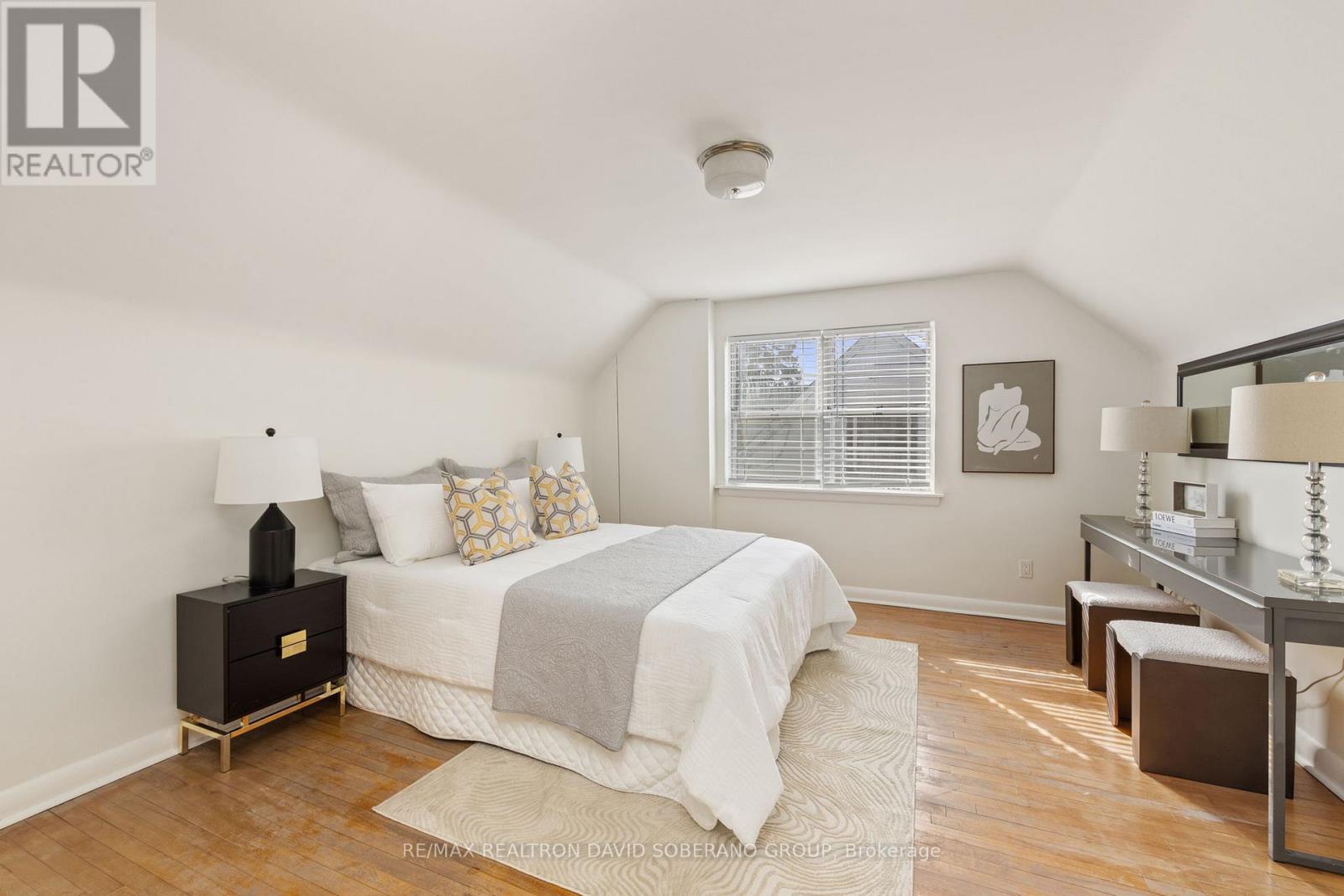 38 Touraine Avenue, Toronto, Ontario  M3H 1R2 - Photo 17 - C12914570