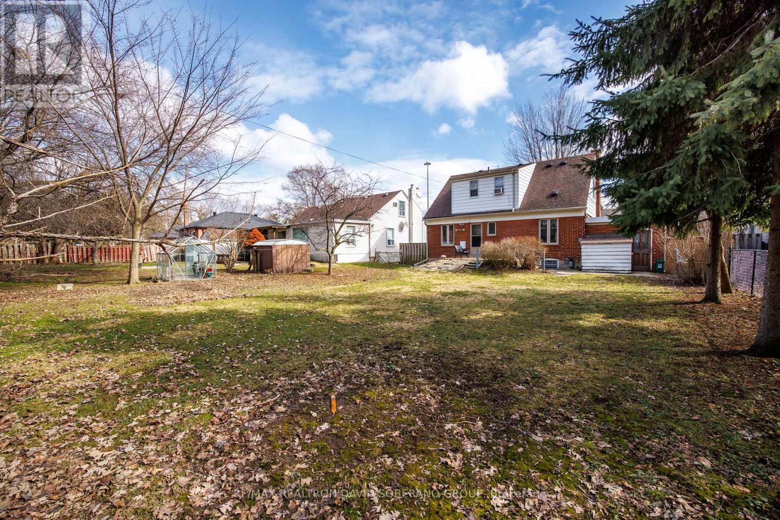 38 Touraine Avenue, Toronto, Ontario  M3H 1R2 - Photo 31 - C12914570