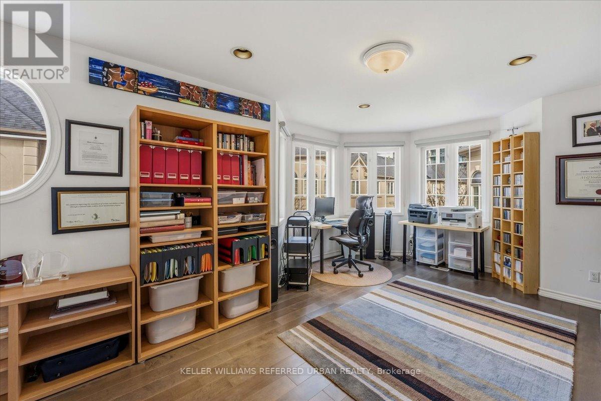 101 - 16 Humberstone Drive, Toronto, Ontario  M2N 7C1 - Photo 30 - C12914586