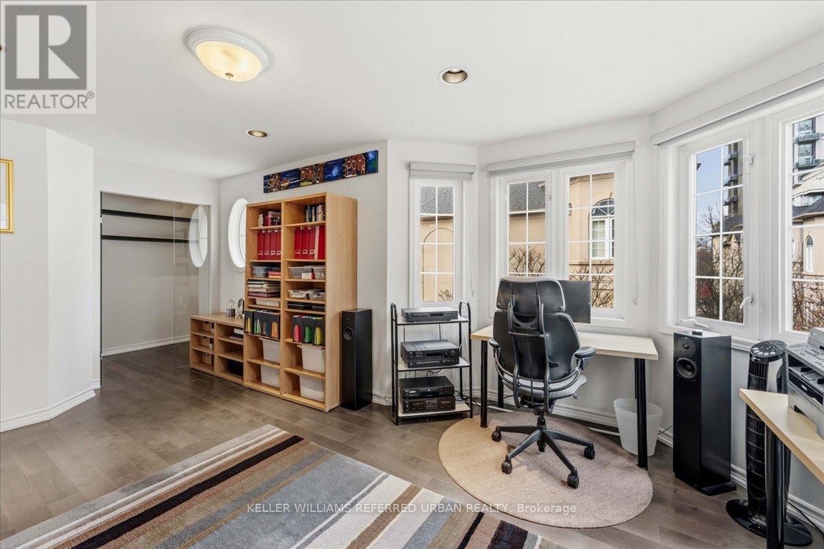 101 - 16 Humberstone Drive, Toronto, Ontario  M2N 7C1 - Photo 31 - C12914586