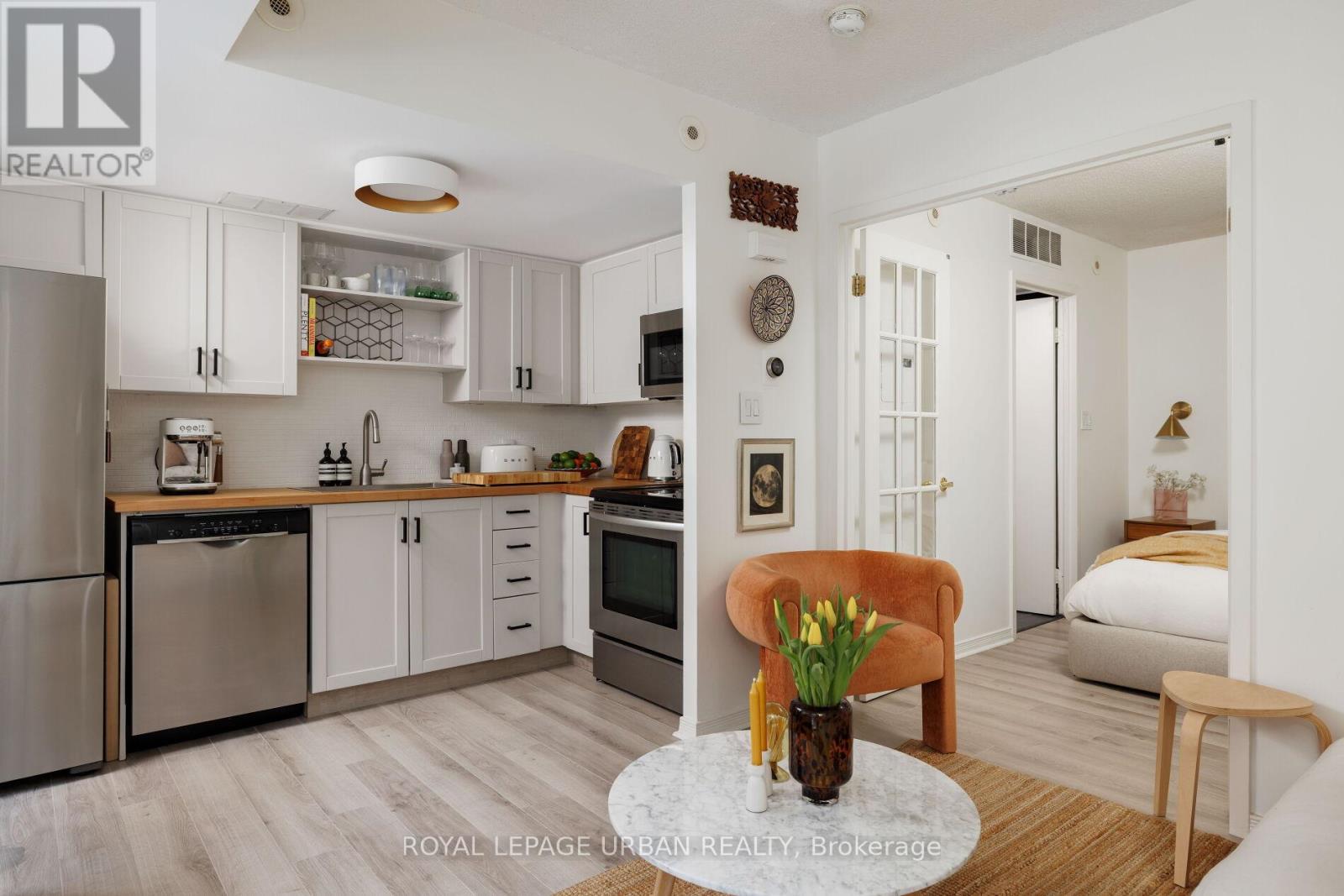 315 - 30 WESTERN BATTERY ROAD, Toronto, Ontario