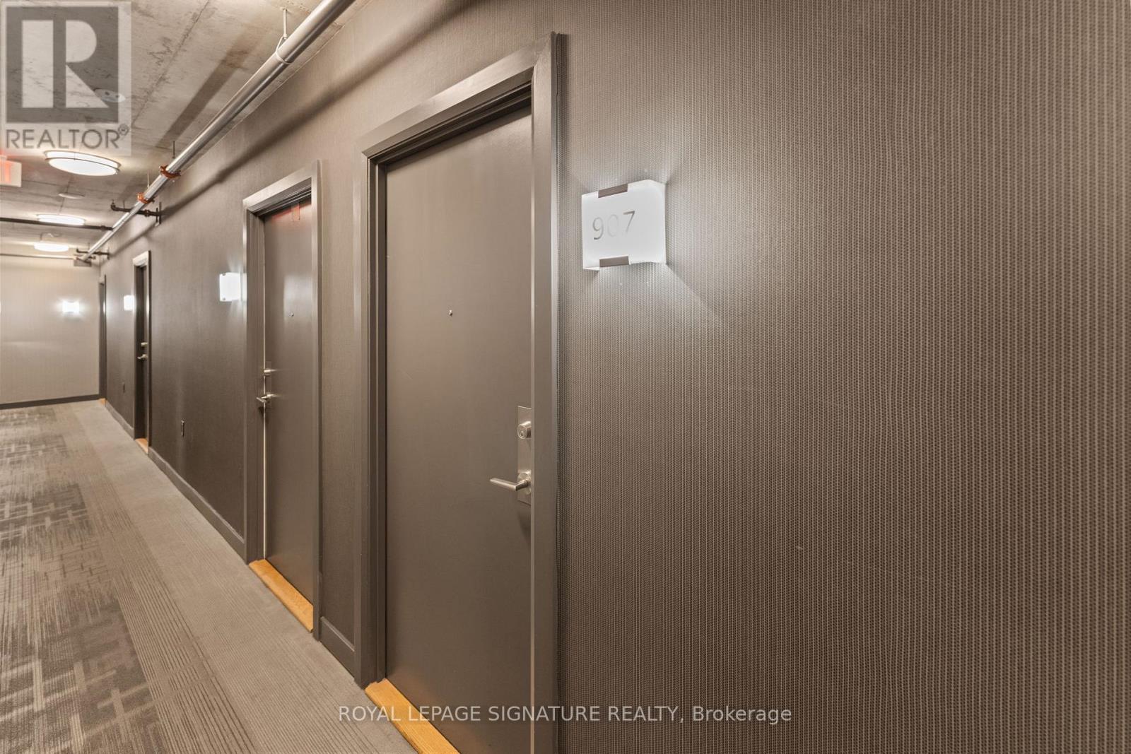 907 - 210 Simcoe Street, Toronto, Ontario  M5T 0A9 - Photo 14 - C12914726