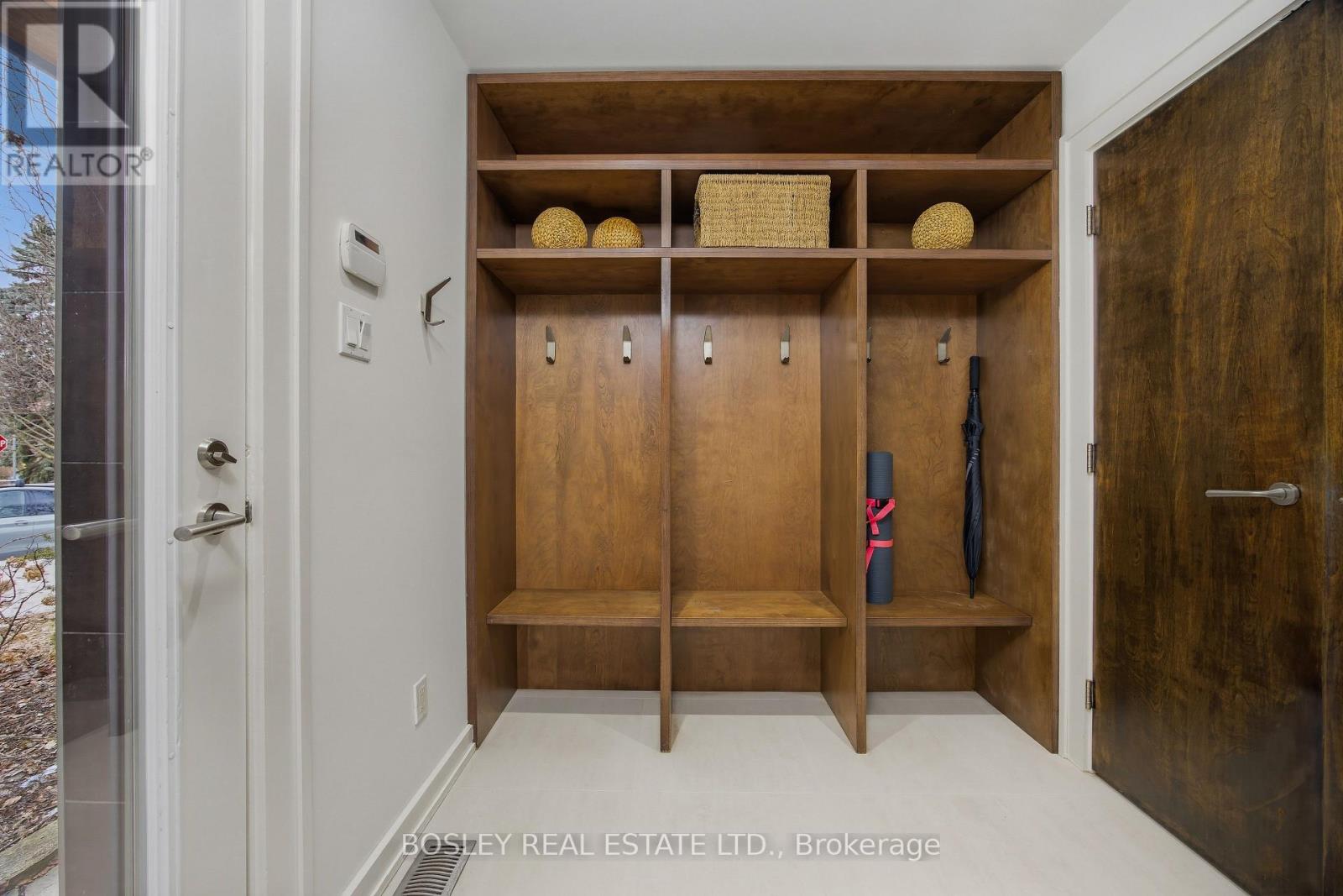 18 Coldstream Avenue, Toronto, Ontario  M5N 1X6 - Photo 13 - C12914744